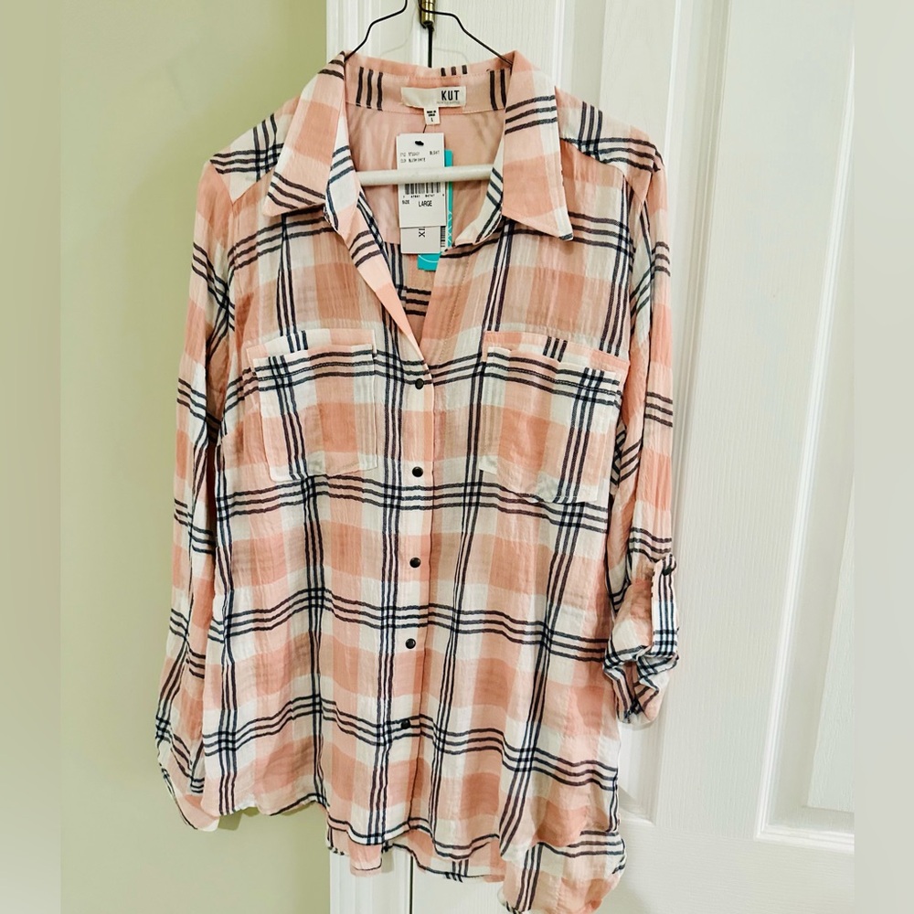 Ladies cotton plaid blouse
